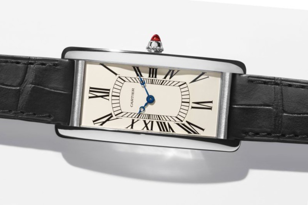 Cartier : somptueuse réédition en platine de la Tank Cintrée