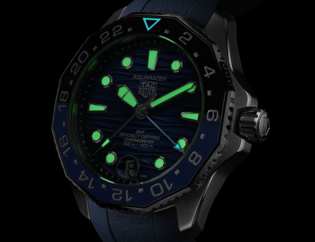 TAG Heuer Aquaracer Professionnal 300 GMT : de l'art de la polyvalence