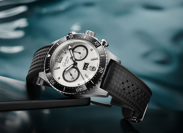 Glashütte Original chronographe SeaQ : le temps en noir et blanc