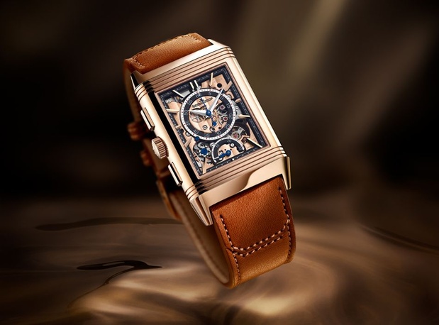 Jaeger-LeCoultre Reverso Tribute Chronograph : un look or rose assumé !