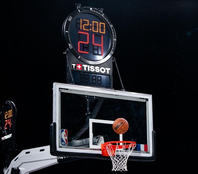 Une nouvelle ère pour la "shot clock" Tissot pour la NBA et la WNBA