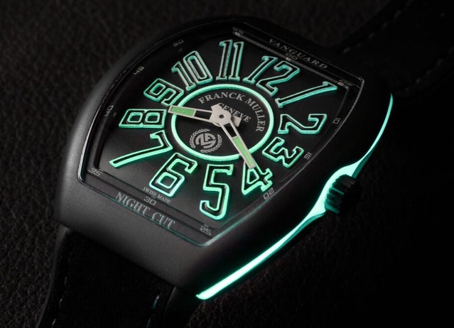 Franck Muller Vanguard Night Cut : belle de jour, éclatante la nuit