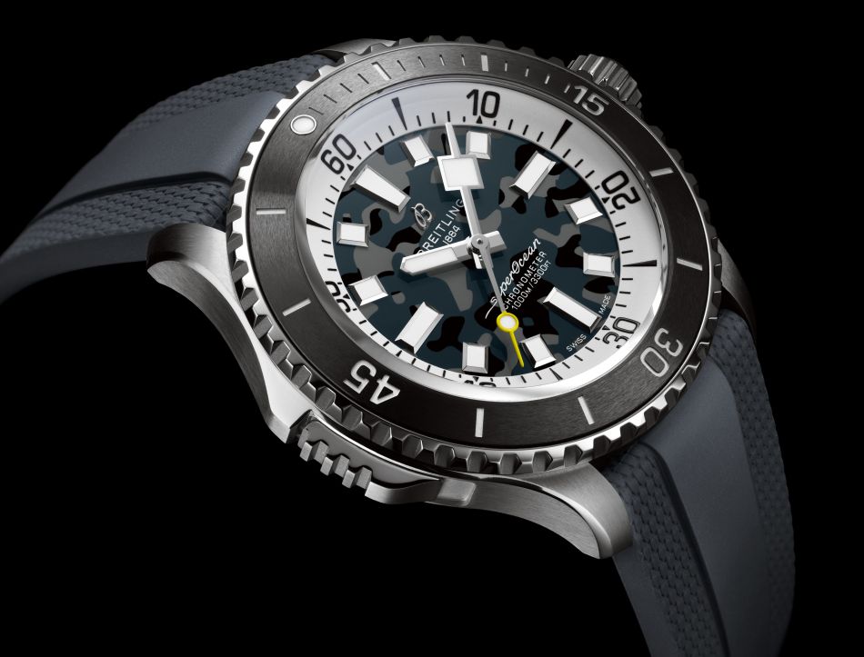 Breitling Superocean Automatic 46 Diver : plongeuse de l'extrême !