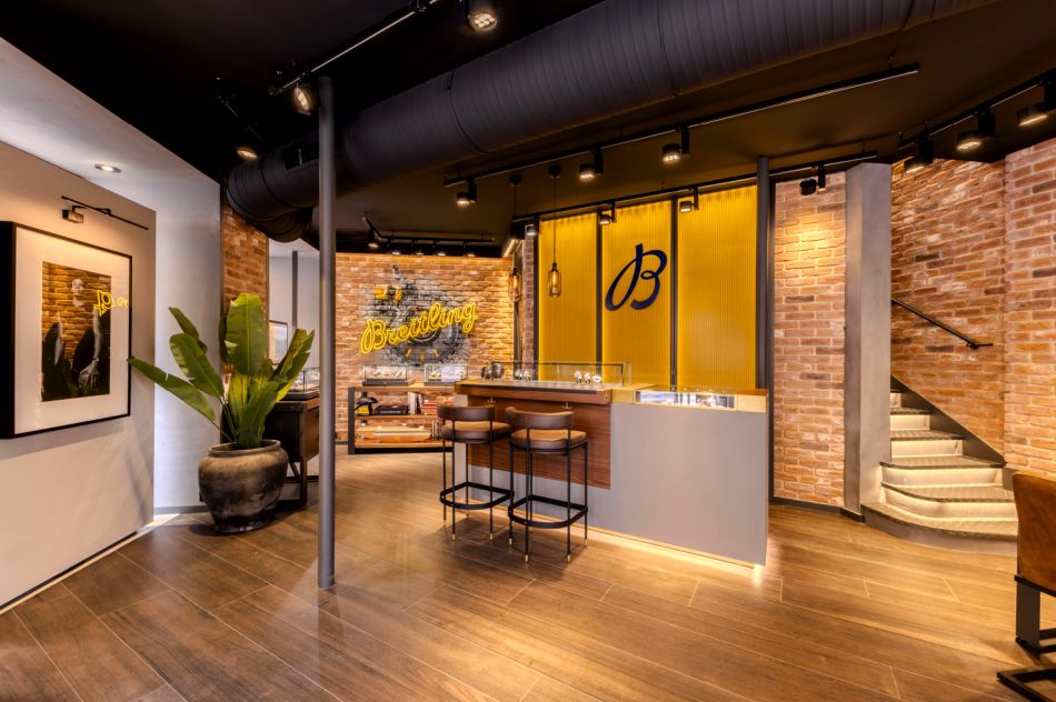 Breitling ouvre une boutique exclusive à Nice avec Aubéri