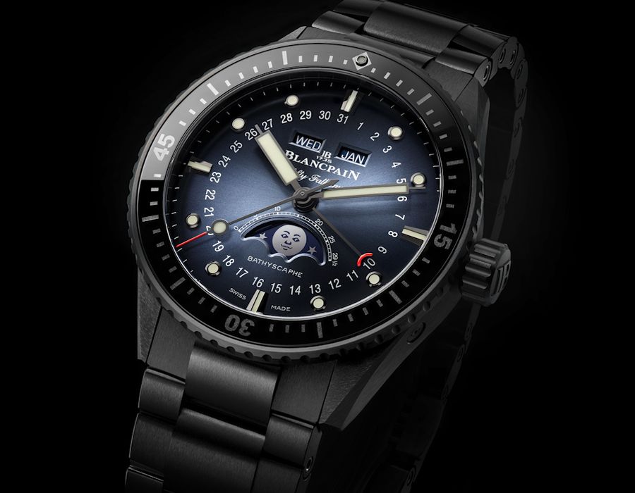 Blancpain Bathyscaphe Quantième complet et phases de Lune : nouvelle version en céramique noire