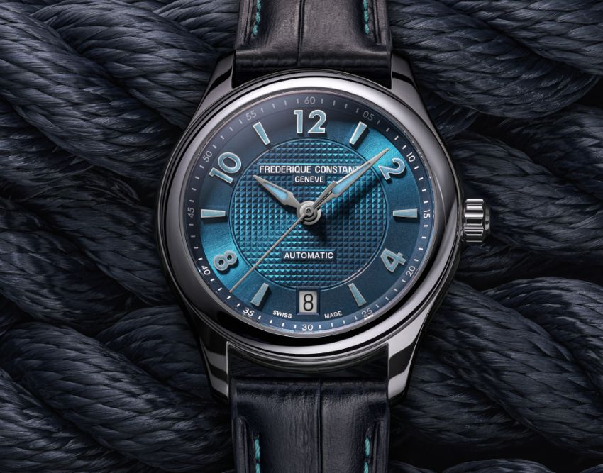 Frédérique Constant Classics Runabout Automatic : pour la première fois sur cadran bleu électrique !