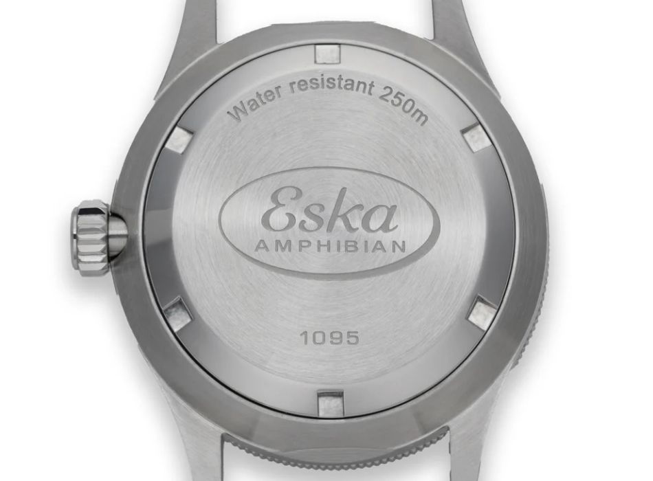 Eska Amphibian "250" White Shark : la "même" encore mieux