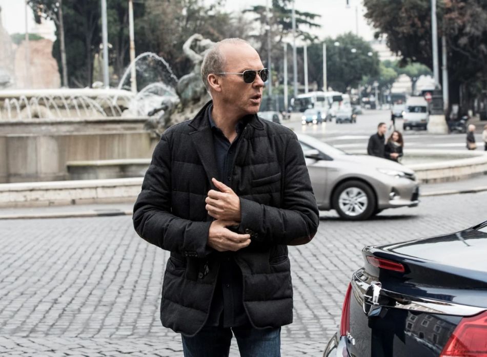 American Assassin : Michael Keaton porte un chrono Hamilton Khaki Aviation Pilot