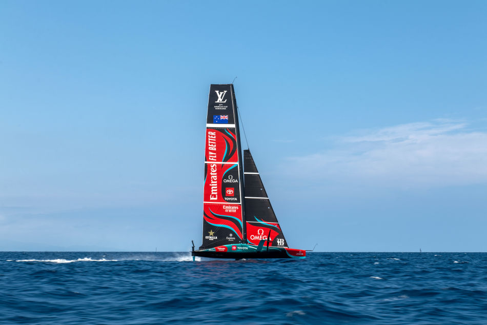 Omega félicite Emirates Team New Zealand pour sa victoire de la 37ème America's Cup