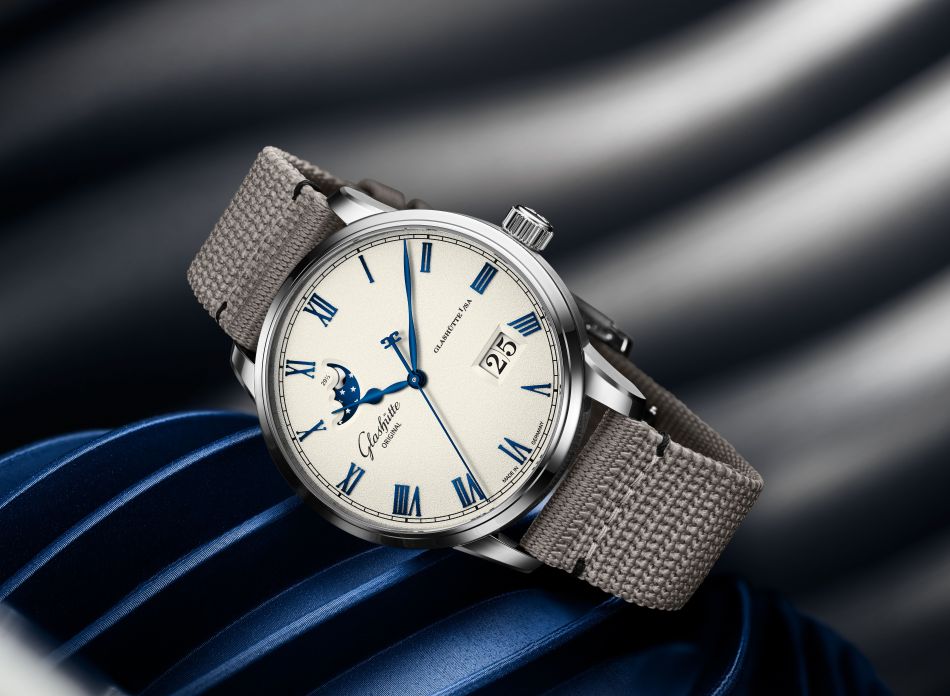 Glashütte Original : la famille Senator Excellence Date Panorama Phase de Lune s'enrichit de deux nouvelles références