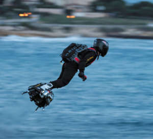 Breitling : Franky Zapata sur Flyboard Air, le fou du volant