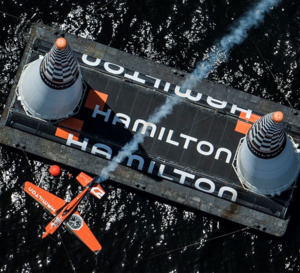 Hamilton : chronométreur officiel du Red Bull Air Race World Championship