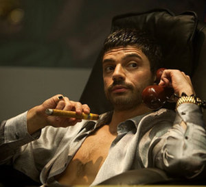 The Devil's Double : Dominic Cooper porte une Rolex DayDate en or jaune et diamants