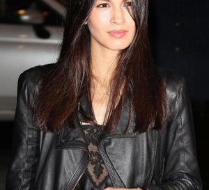 L’actrice Elodie Yung évoque sa Reverso…