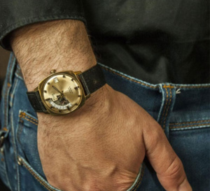 Joachim Gutierrez d'Horlogerie Vintage : l'un des finalistes des Etsy Design Awards