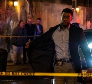 21 Bridges : Chadwick Boseman porte une Bell&amp;Ross BRS 92 Golden Heritage