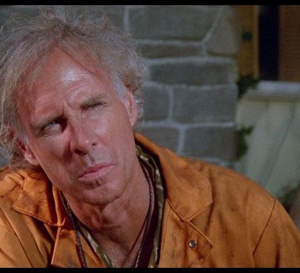 Les banlieusards : Bruce Dern porte un chrono Speedmaster Moonwatch Omega