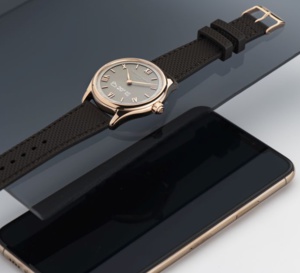 Frédérique Constant et Alpina s'installent à la Fnac avec leurs montres connectées