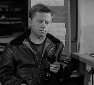 Sables mouvants : Mickey Rooney porte une montre Gruen