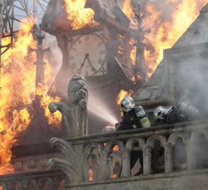 Notre Dame brûle : vers une reconstruction à l'identique de l'horloge Collin de Notre Dame