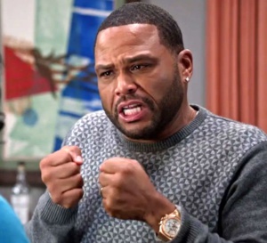 Black-ish : Anthony Anderson porte un chrono Royal Oak Audemars Piguet en or