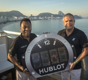 Hublot dans la Favela Jacarezinho avec le « Roi Pelé »