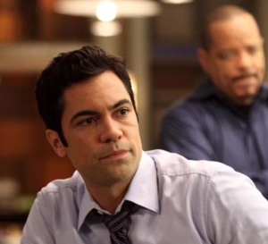 Law &amp; order SVU : Danny Pino porte une montre Christian Dior Chiffre Rouge