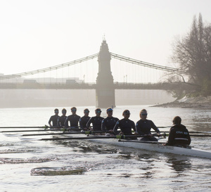 Chanel : chronométreur officiel de The Boat Race entre les universités d'Oxford et de Cambridge