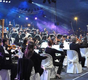 Un violon sur le sable : Baume et Mercier connait la musique