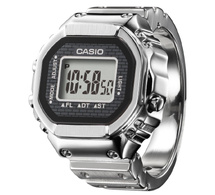 Casio : une montre-bague très kawaii !